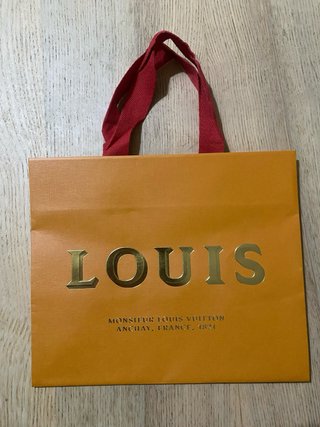 Louis Vuitton Edición Especial Naranja y Dorado
