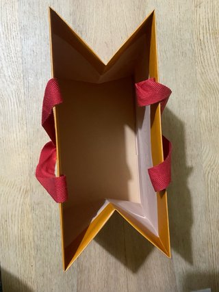 Louis Vuitton Edición Especial Naranja y Dorado