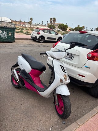 Yamaha Neos Scooter