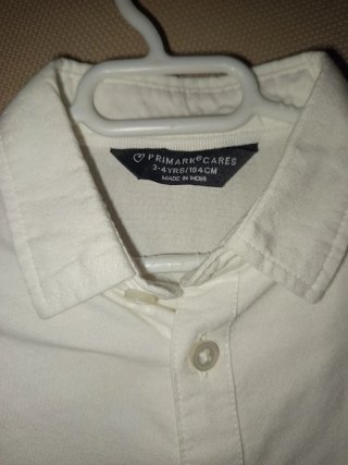 Camisa blanca niño Primark talla 4 manga larga
