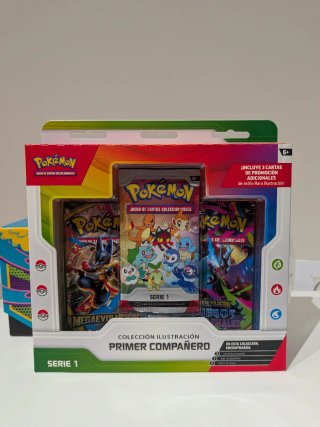 Pokémon Colección Ilustración Primer Compañero Ser