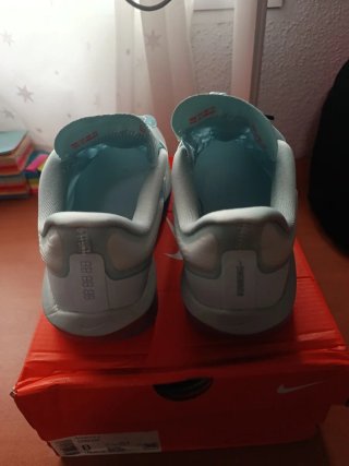 Sneakers Nike ZoomX da corsa