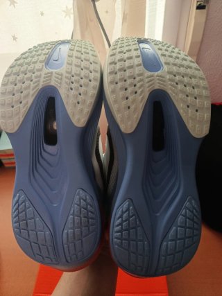 Sneakers Nike ZoomX da corsa