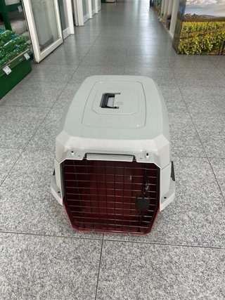 Transportín perro mediano nuevo sin usar.