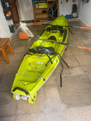 Kayak Borneo 2 adultos 1 menor