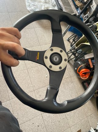 Volante Momo Lancia Delta