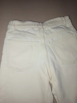 Pantalón Zara Niña T8 Recto Bordado