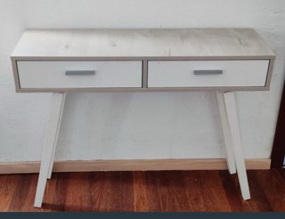Mueble recibidor con cajones