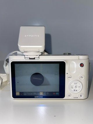 Cámara Samsung NX1000 Blanca