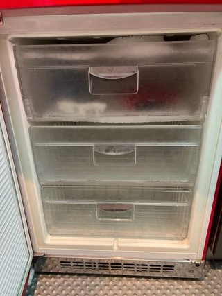 Nevera Smeg Roja