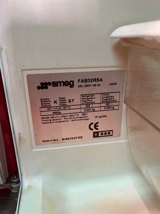 Nevera Smeg Roja
