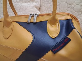Bolso Reebok Piel Genuina Amarillo y Azul