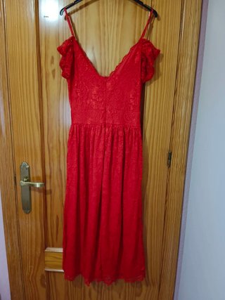 Vestido rojo encaje sin estrenar