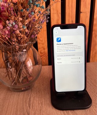 iPhone 11 64GB Rojo
