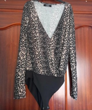 Body Bershka Leopardo