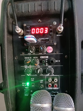 Altavoz Acoustic Control Amplificado + 2 Micrófono