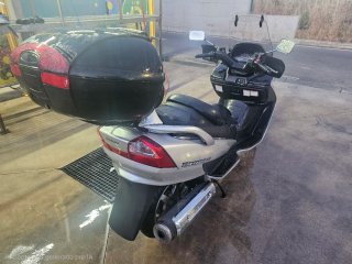Suzuki Burgman 400