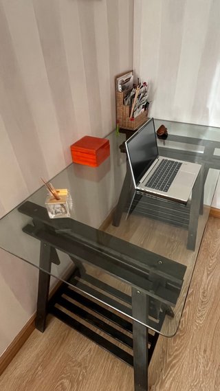 Escritorio cristal templado y madera