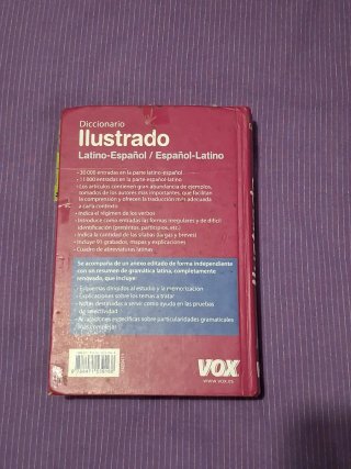 Diccionario Ilustrado Latín. Latino-Español VOX