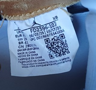 Nike Air Jordan 1 Oro Taglia 43