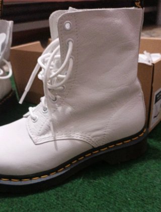 Stivaletti Dr. Martens 125€