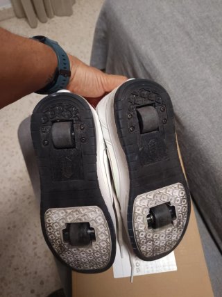 Deportivas con ruedas Miya miya