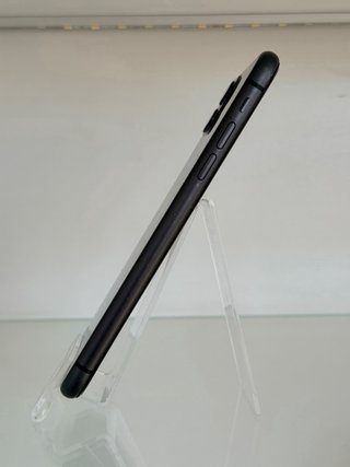 iPhone 11 Preto 64GB