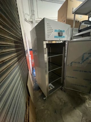 Nevera Industrial Blanca