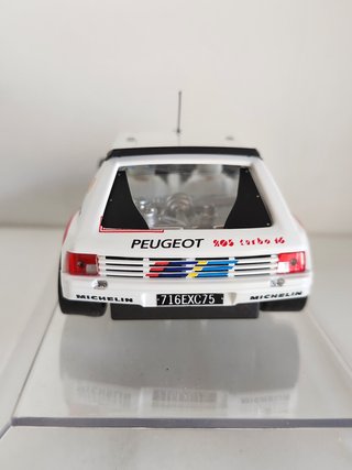 Peugeot 205 T16 SRC OSC