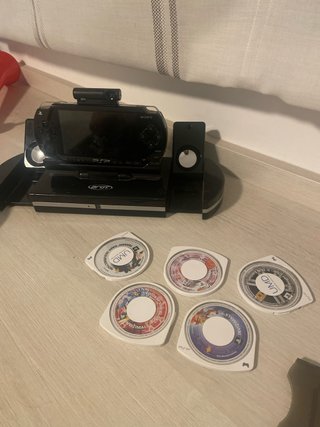 PSP 1004 Nero + Fotocamera + Giochi