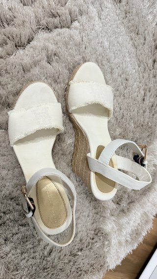 Sandalias cuña Tommy Hilfiger blancas