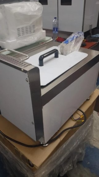 Freidora eléctrica 10L