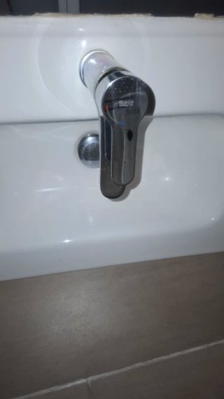 Lavabo Roca Blanco con Grifería