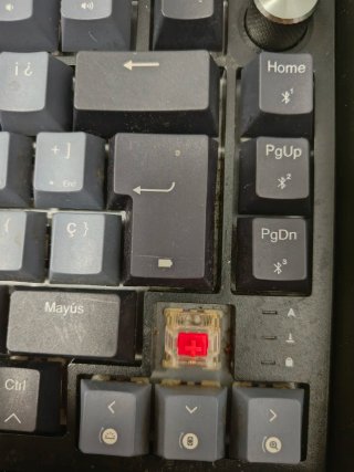 Corsair K65 PLUS Inalámbrico 75% Mecánico 004F1D