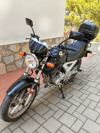 Honda CBF 250cc Naked Negra - Alicante
