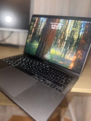 MacBook Pro M1 13 16GB RAM 512GB