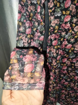 Vestido floral manga larga