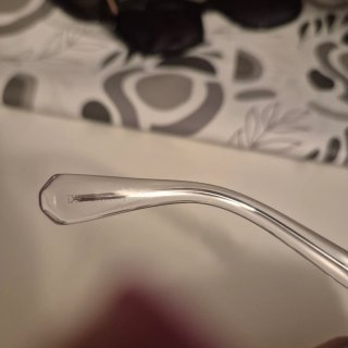 Occhiali da vista viola con catena argento