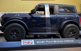 2x52€ |TODO TERRENO Ford Bronco Wildtrak 2021 1:18