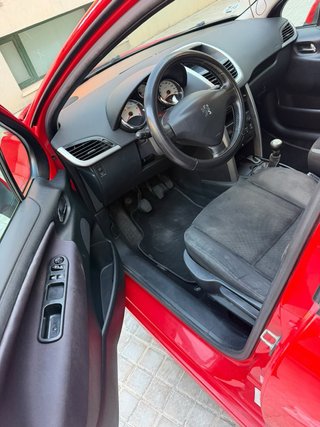 Peugeot 207 2007