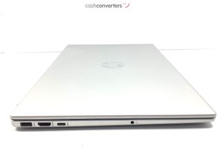 pc portatil hp 15-fd0302ns
