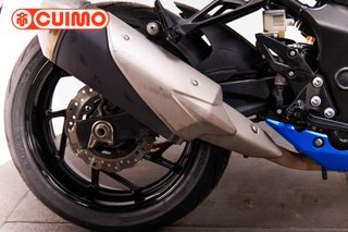 SUZUKI GSX S 750