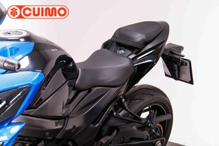 SUZUKI GSX S 750