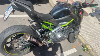 Kawasaki Z900 Negra
