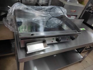 Plancha Eléctrica Profesional 70cm cromo duro