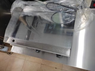 Plancha Eléctrica Profesional 70cm cromo duro