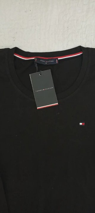 Camiseta Tommy Hilfiger Negra Talla XL