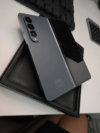 Samsung Galaxy Z Fold 4 Negro nuevo