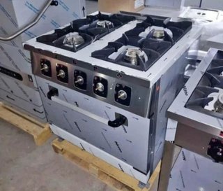 Cocina industrial 4 fuegos con horno