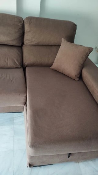 Sofá chaise longue marrón